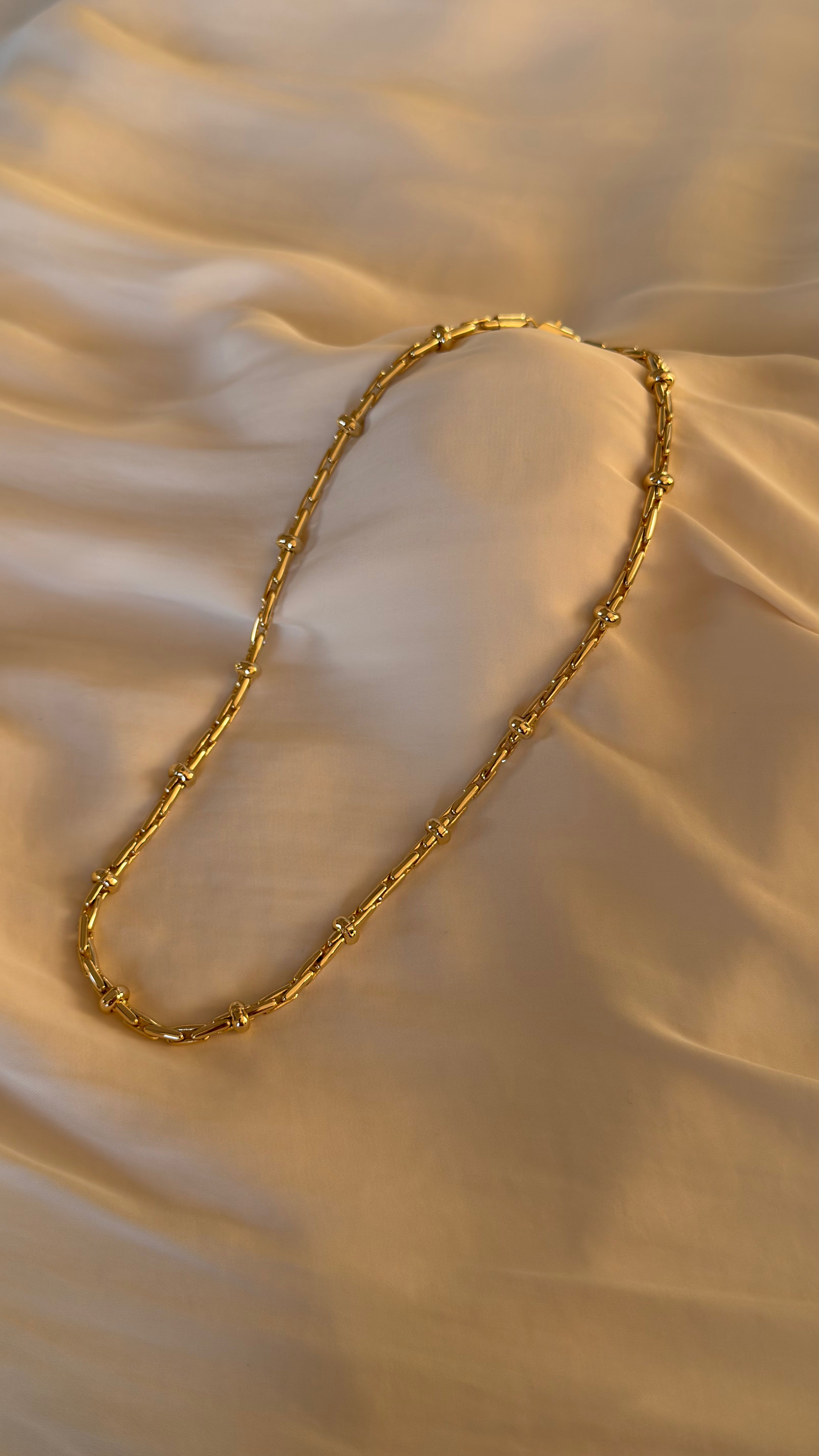 Selone Necklace
