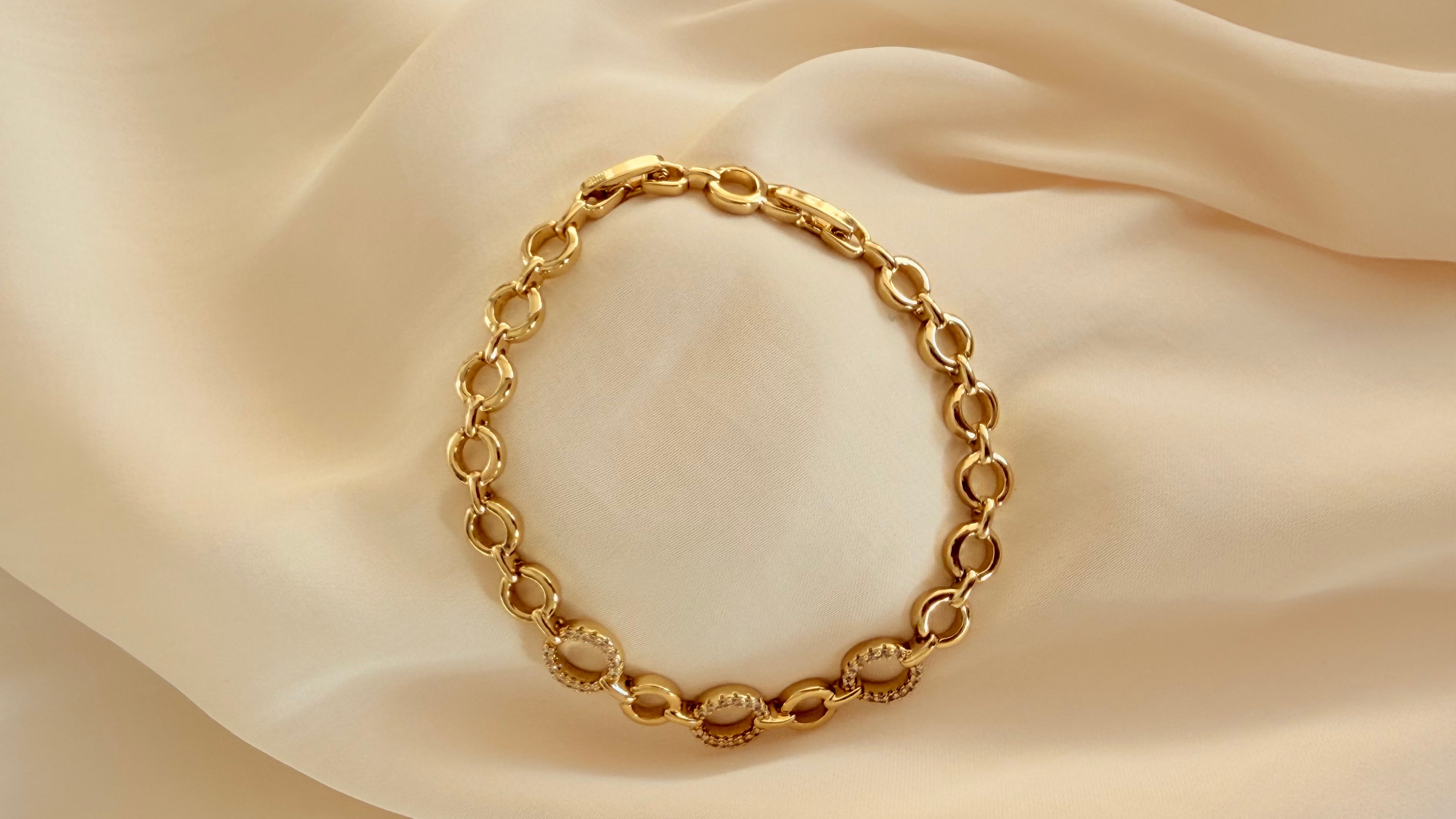 Halo Bracelet