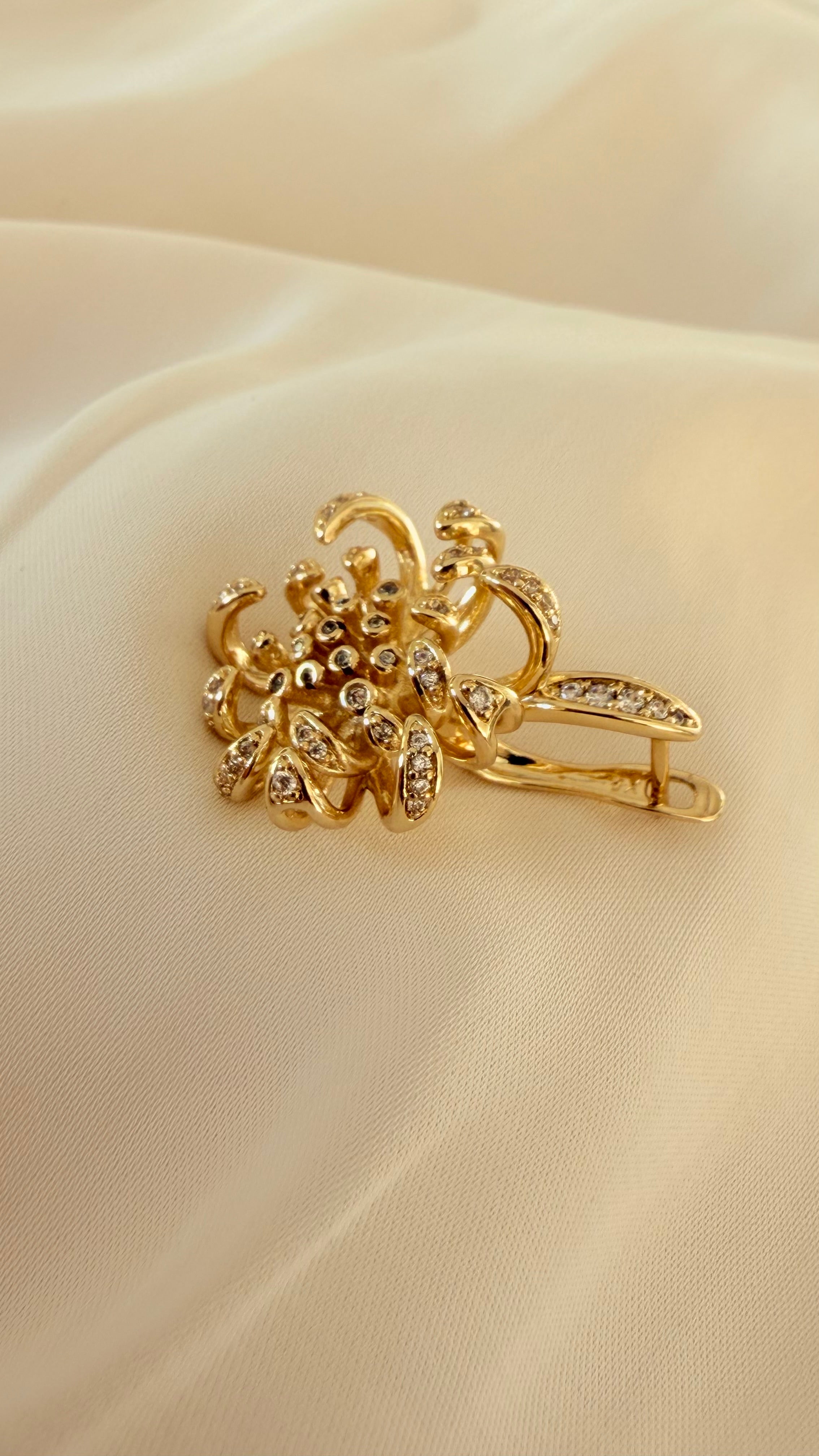 Flora Earrings