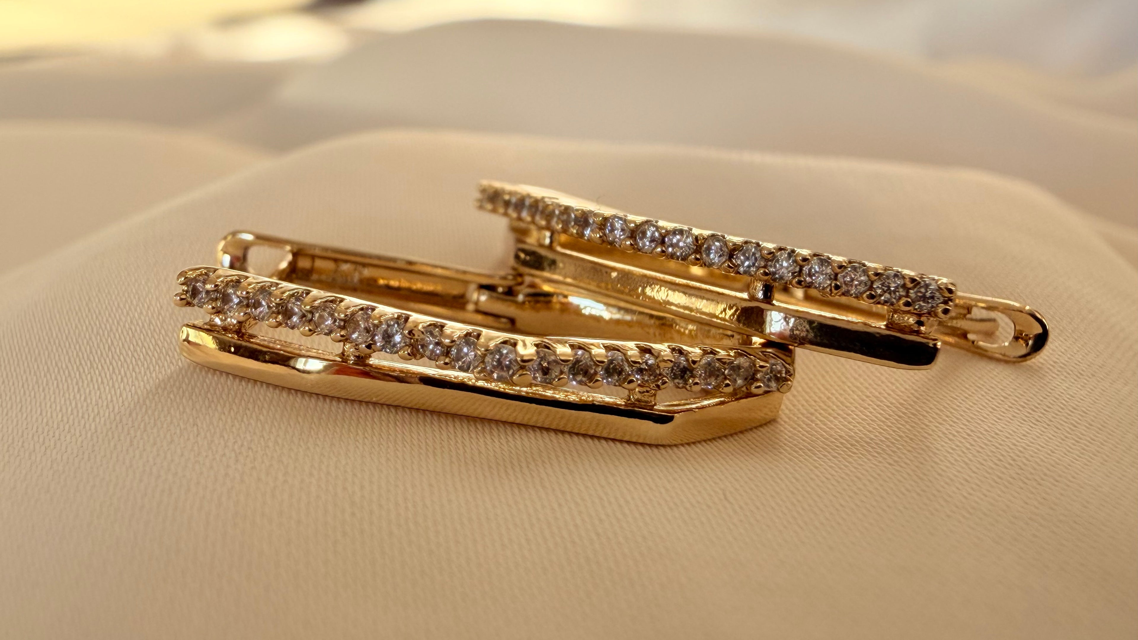 Elara Earrings