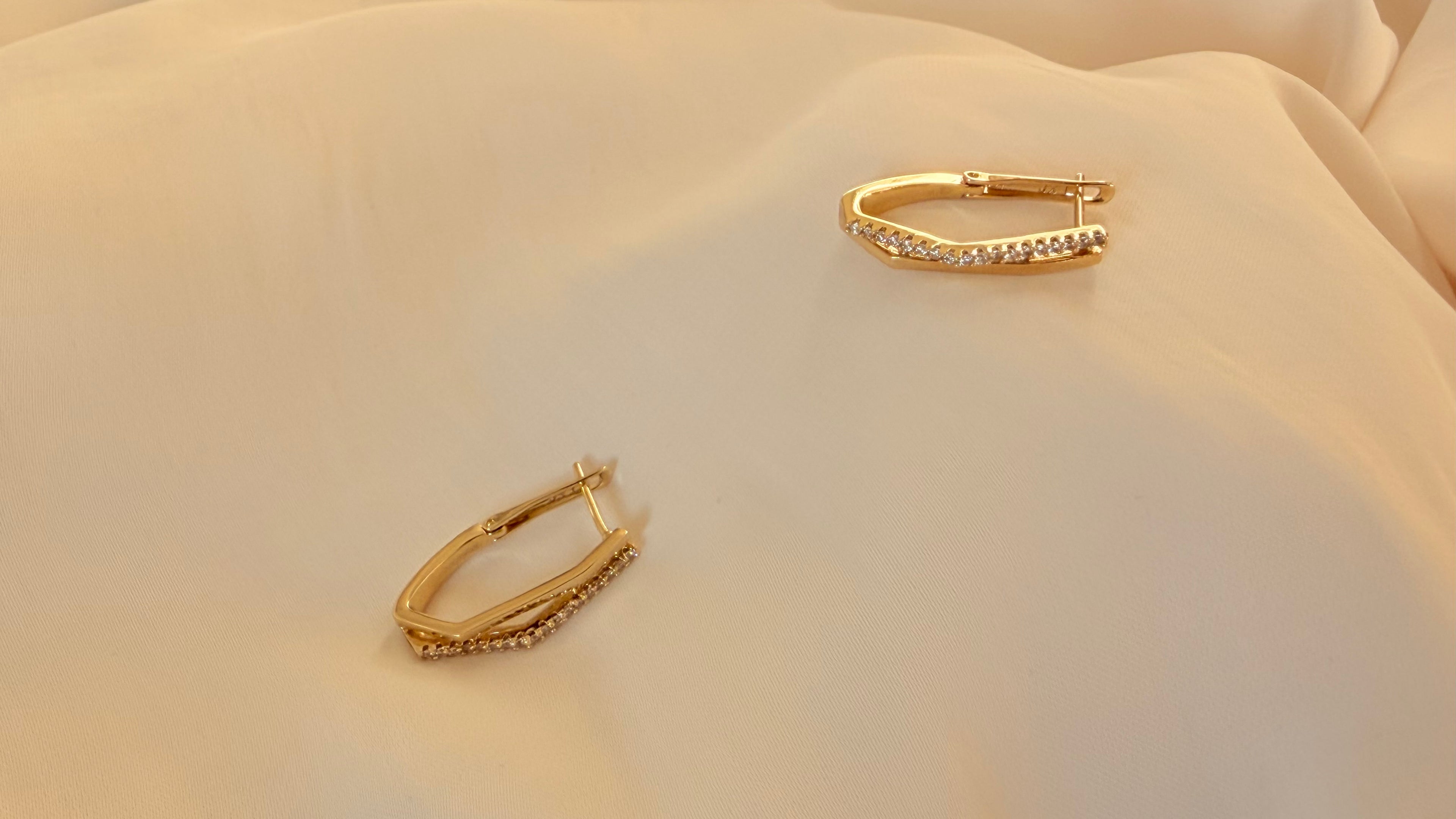 Elara Earrings